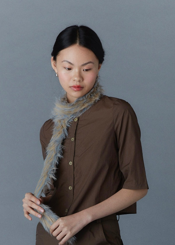 Three-quarter length sleeves top