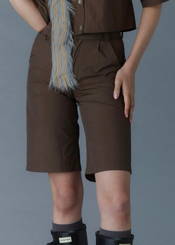 Cropped trousers